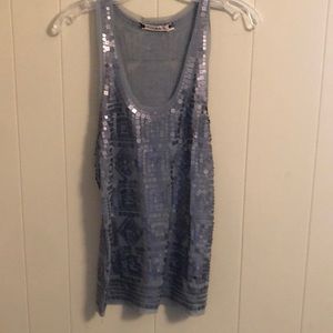 CHELSEA AND VIOLET RAZOR BACK GREY SEQUIN TOP SIZE SMALL
